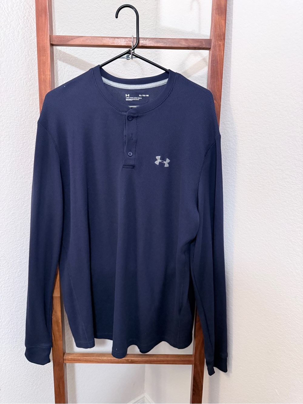 Under Armour Men's Long Sleeve Henley - Navy Blue